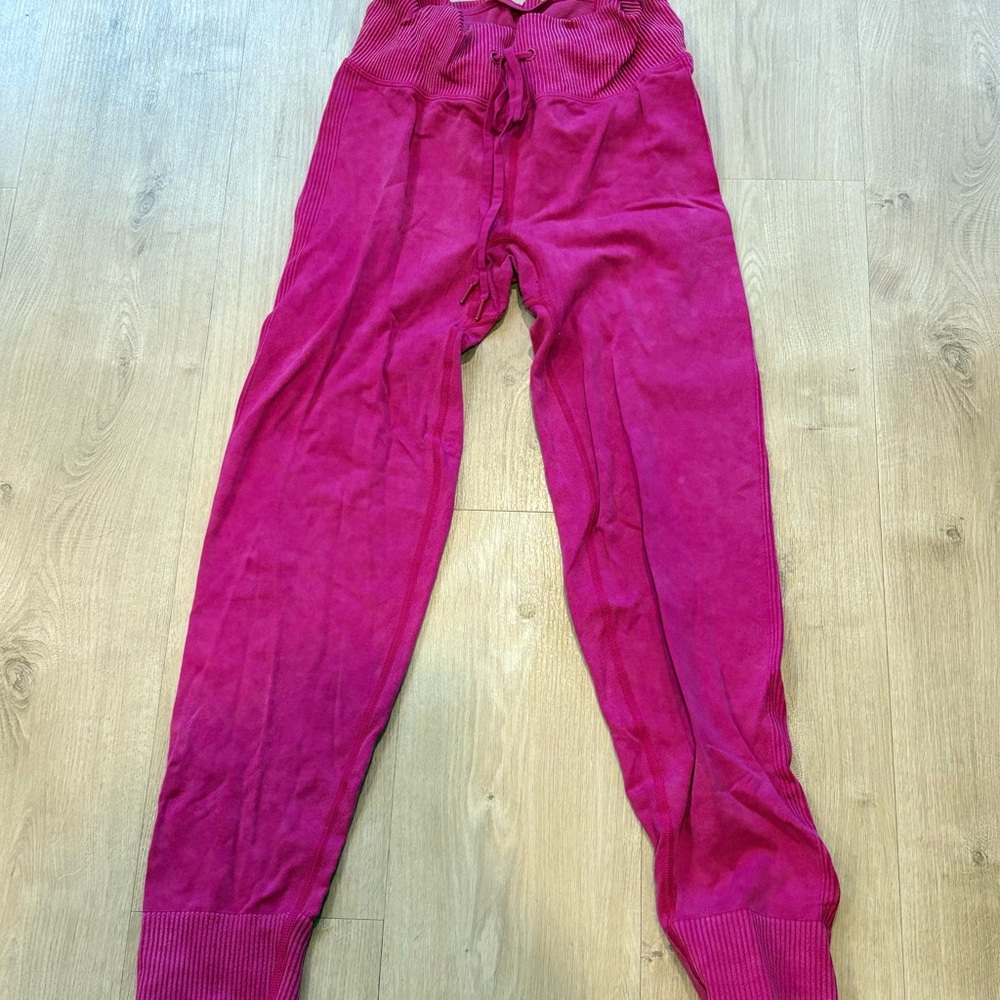 Active USA Pink Ribbed leggings